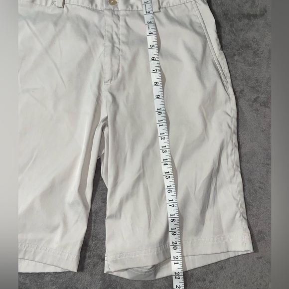Nike Golf Shorts - Picture 5 of 6